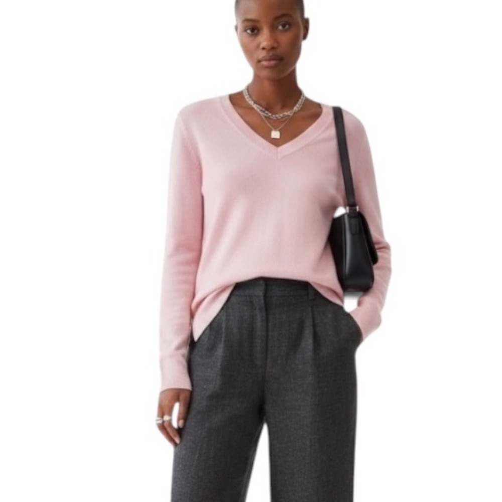 FDJ French Dressing Jeans V-Neck Side Slit Sweater Pink Balletcore Minimalist S